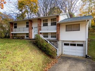 1761 Woodcrest Dr, Wooster, OH 44691