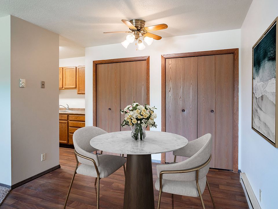 Fargo, ND Summerfield Apartments | 21A | Dining