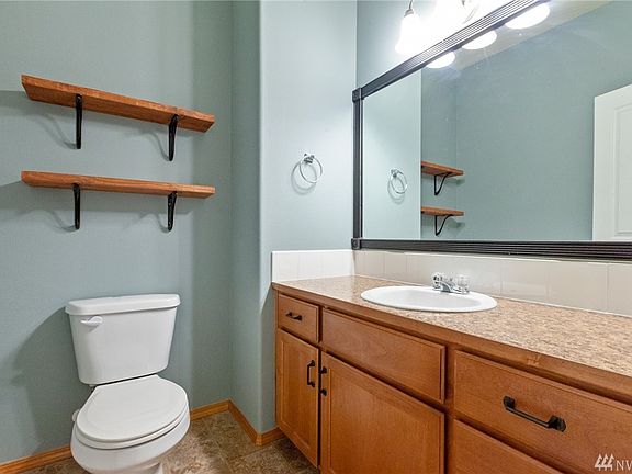 5th image of 2808 67th Ct SE