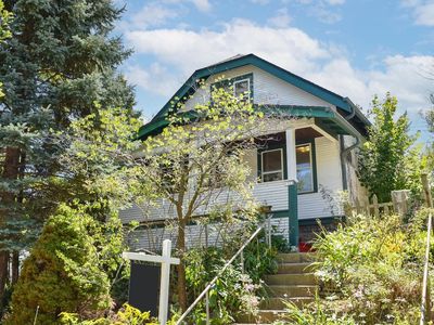 1713 East Newport AVENUE, Milwaukee, WI, 53211