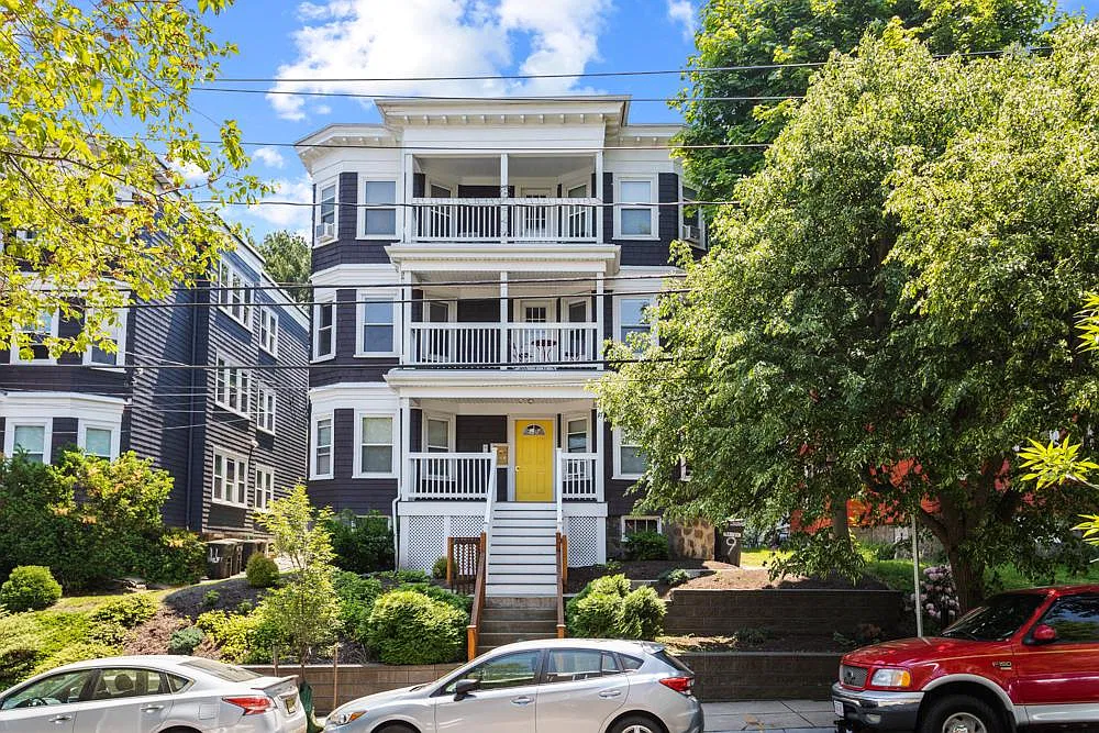 9 Bailey St — Photo 1