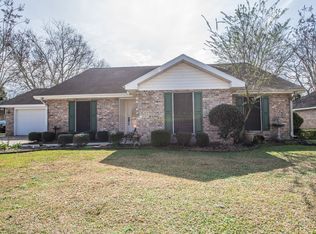 112 Rue Du Jardin, Lafayette, LA 70507