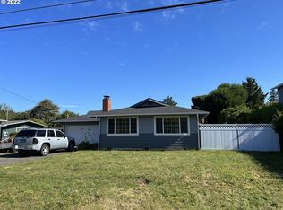 320 S Hazel St, Brookings, OR 97415