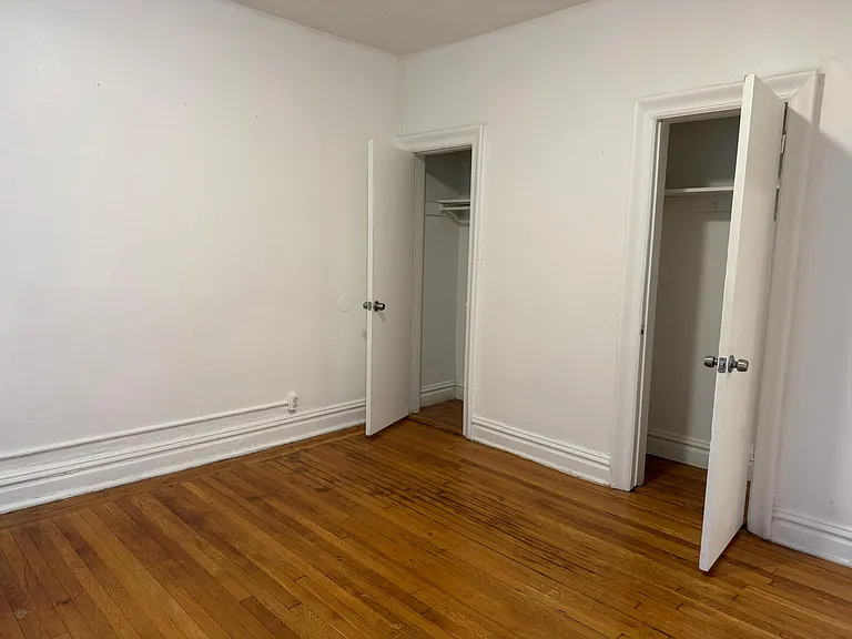 17 Gifford Ave #13E — Photo 7