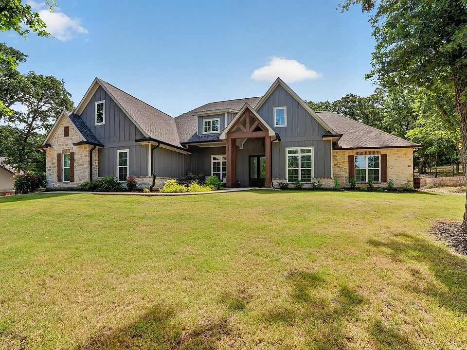 1st image of 125 Oakbend Trl