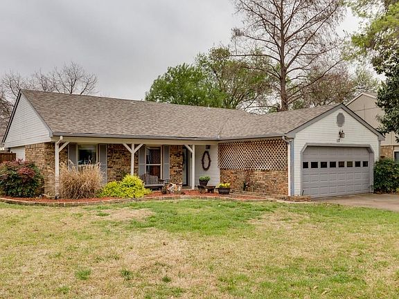 3rd image of 117 Clove Ln