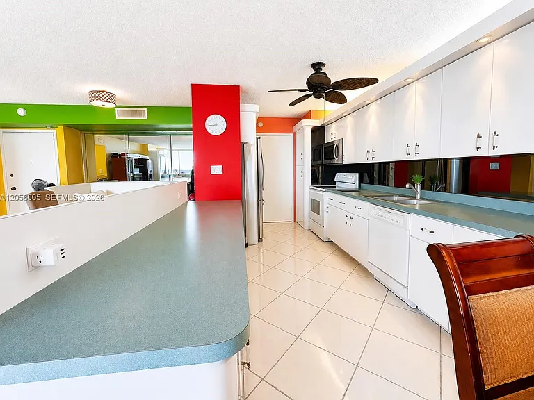 7135 Collins Ave #701 — Photo 6