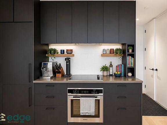 3rd image of 329 Broadway #1351