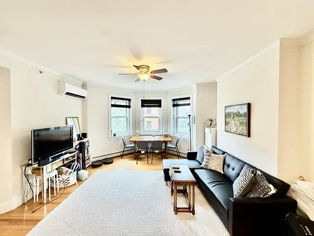 435 Beacon St #6 — Photo 1