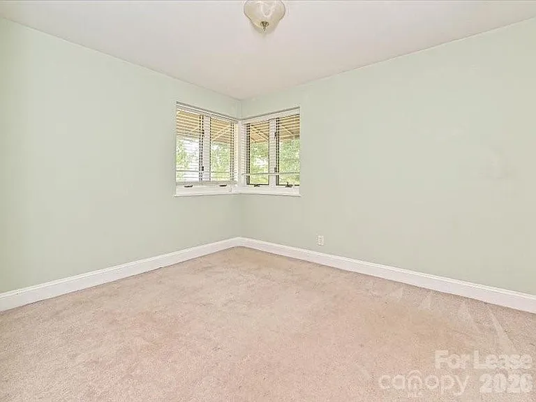 2441 Vail Ave #C4 — Photo 17