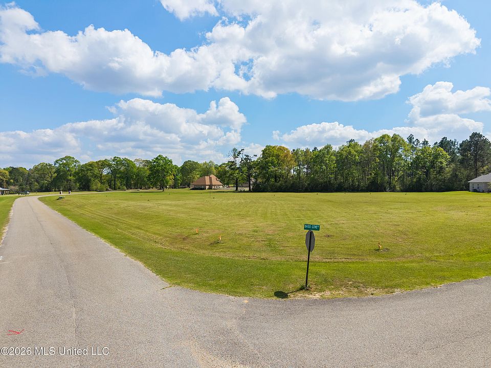 2nd image of 8 Oak Dr Lot 8