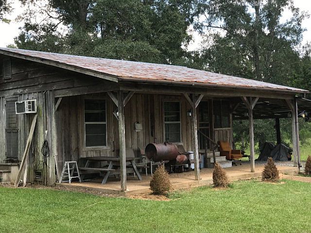 2nd image of 10417 Rodney Rd