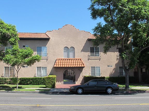4th image of 824 S Glendale Ave #12