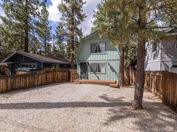2057 3rd Ln, Big Bear City, CA 92314