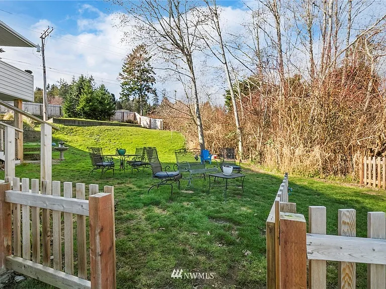 7941 SE Southworth Dr — Photo 16