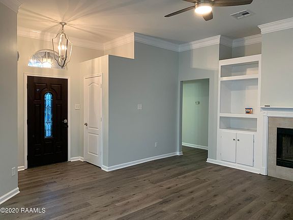 2nd image of 104 Victory Dr