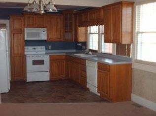 103 W Washington St, Yates Center, KS 66783