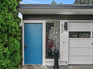 600 N Linda Way, Newberg, OR 97132