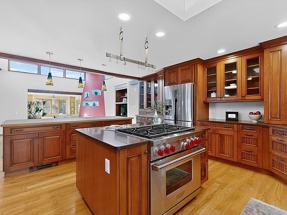 4th image of 123 La Senda Rd