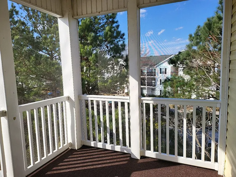 119 Fountain Pointe Ln #201 — Photo 16