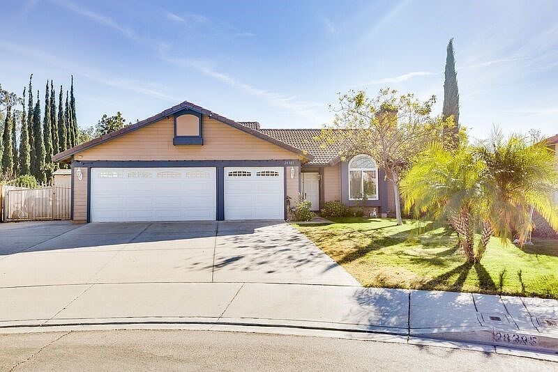 1st image of 28385 Cambridge Ct