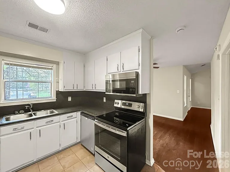 5933 Ruth Dr — Photo 8