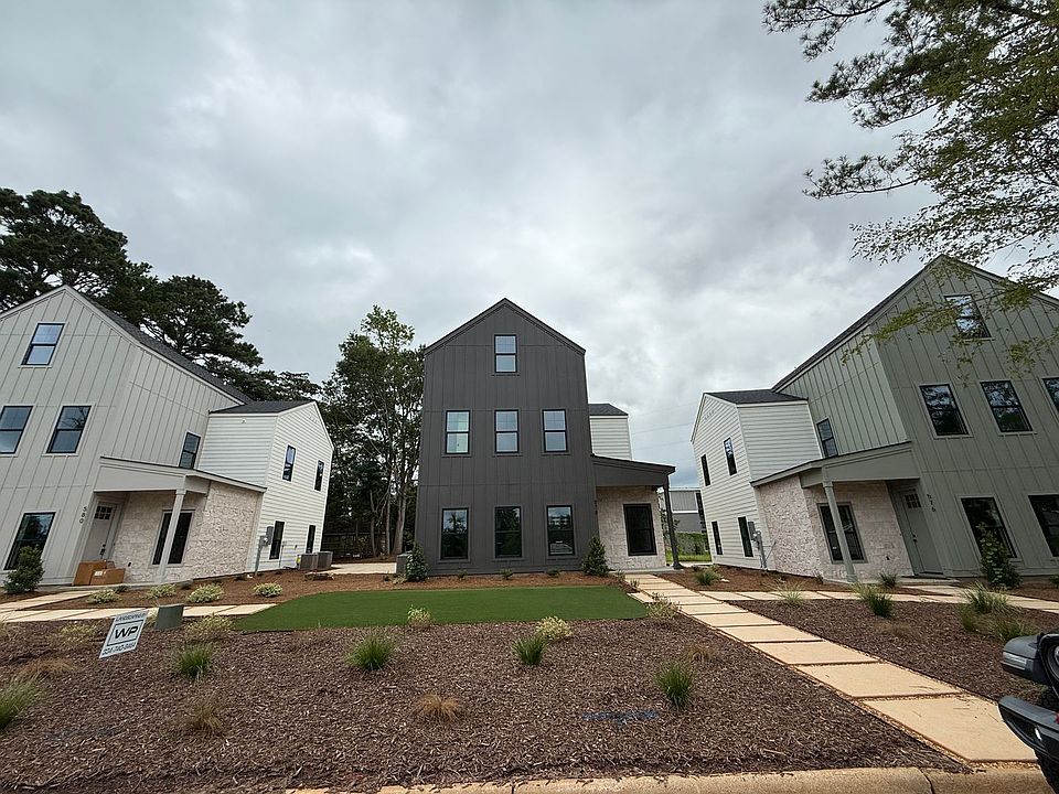 1st image of 578 Pride Ave