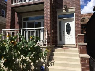 1502 W Chestnut St #1, Chicago, IL 60642
