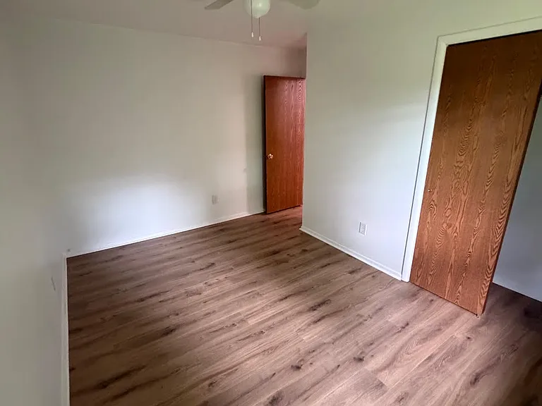 19 Hanover Dr — Photo 3