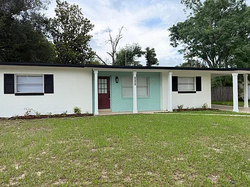 111 Joanne Ct Photo 1