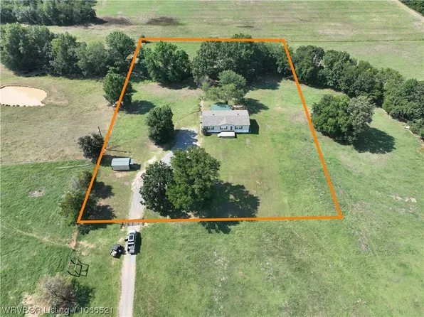 31657 Gilmore Rd, Poteau, OK 74953