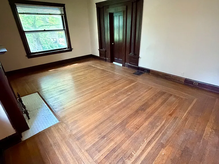 3018 Fairfield Ave #2 — Photo 2