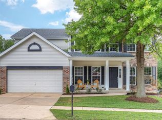 717 Castle Pines Dr, Ballwin, MO 63021
