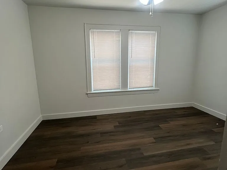 2820 Flint Ave — Photo 5