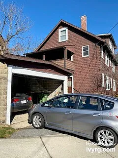 52-54 Maplewood St #52 — Photo 23
