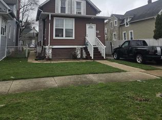 124 N 11th Ave, Melrose Park, IL