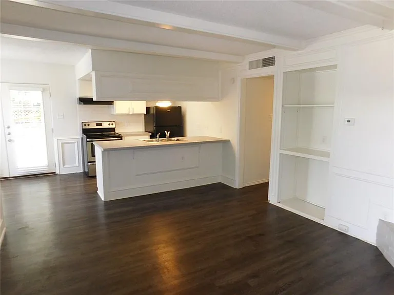 3308-A-B Hycreek Dr — Photo 2