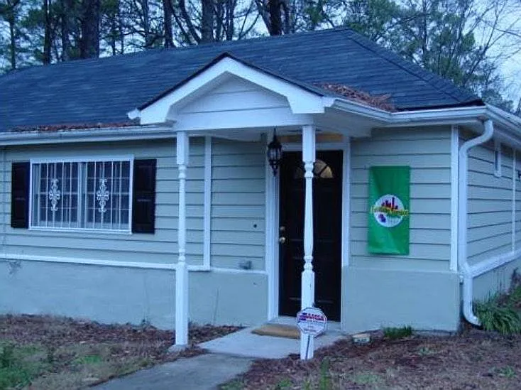 2 bed, 950 sqft, $2,000 — Photo 1