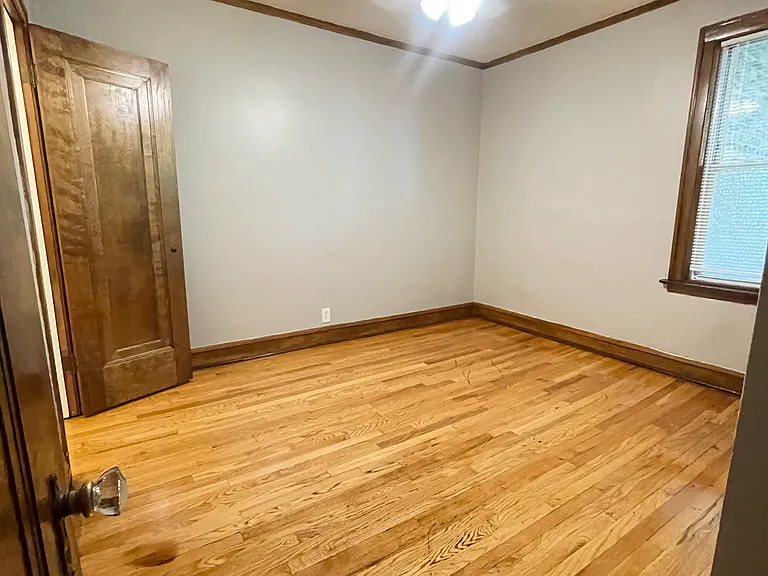 4518 W George St #1 — Photo 12