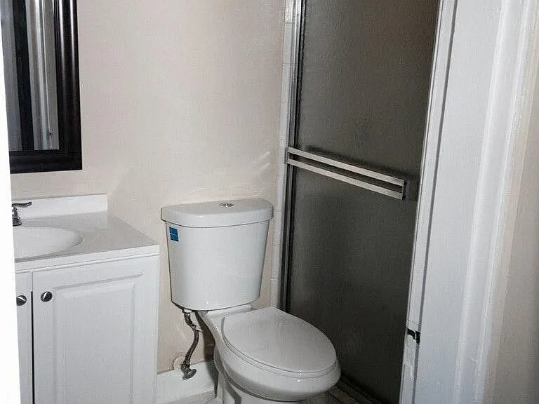 733 E Fort King St #7 — Photo 5
