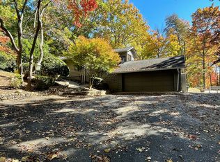 172 Wilderness Rd, Tryon, NC 28782