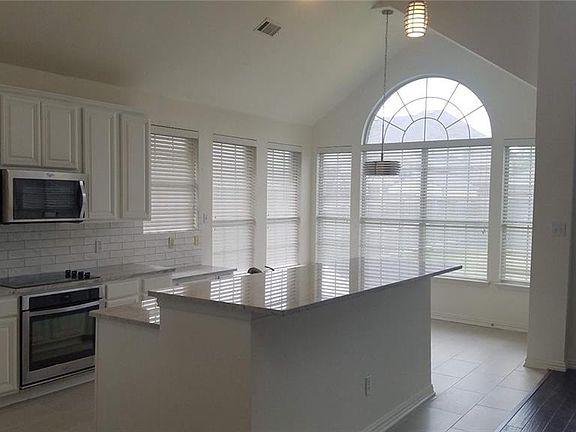 5th image of 7709 Buccaneer Cir