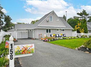 158 Tardy Lane S, Wantagh, NY 11793