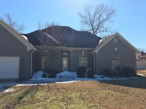 2915 Castle Valley Dr, Benton, AR 72019