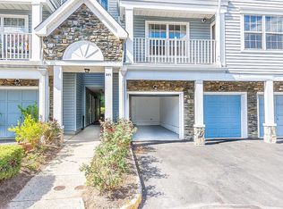 247 Prestwick Way #247, Edison, NJ 08820