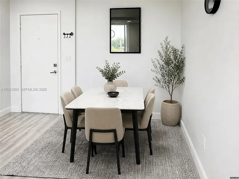 18800 NE 29th Ave #405 — Photo 5