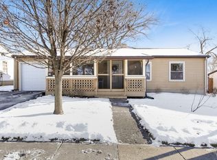 641 Lynn Ave, Romeoville, IL 60446