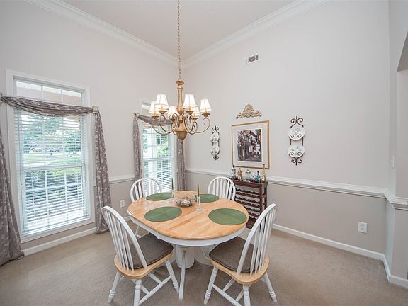 5th image of 290 Freeman Forest Dr