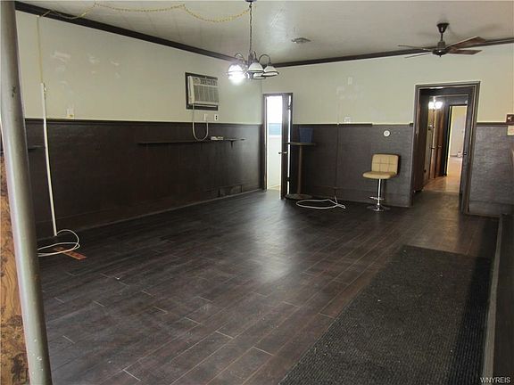 5th image of 333 Reiman St