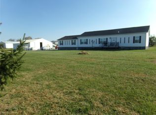 13724 Meffert Rd, Pocahontas, IL 62275